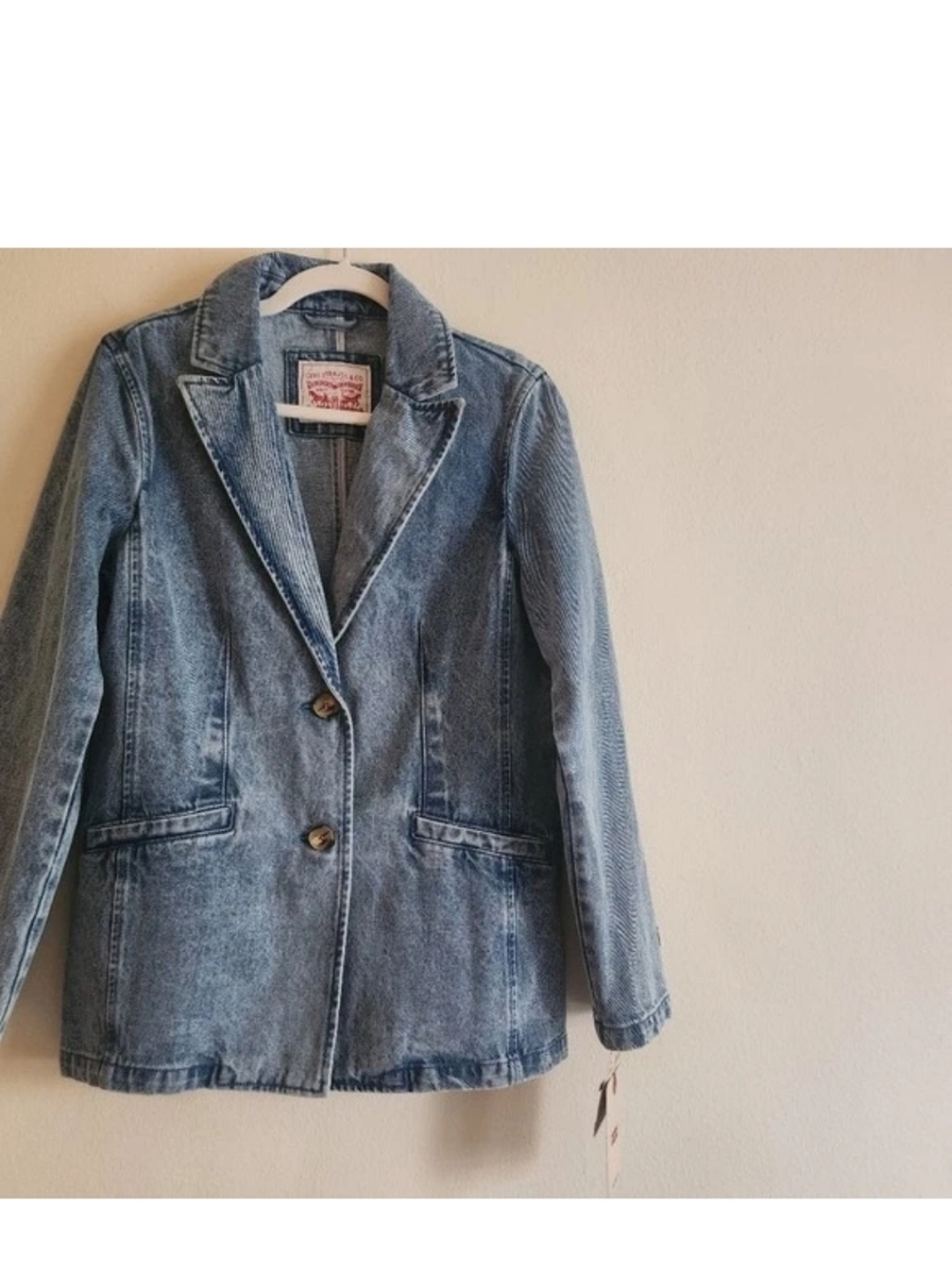 Levi Strauss & Co. Med. Wash Denim Blazer - NWOT size XS